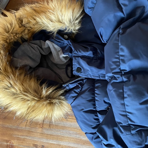 Boys winter puffer coat - Picture 4 of 4